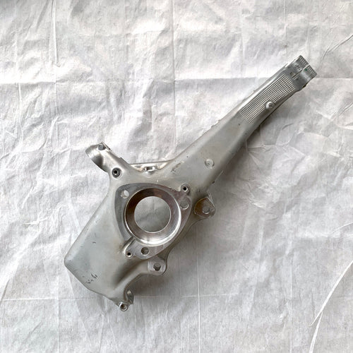 Used 2017-2023 Tesla Model 3 Front Left Knuckle OEM 1044311-00-E – photo 2