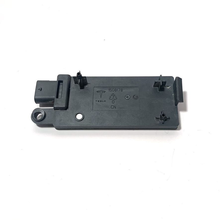 Used 2020-2025 Tesla Model Y Assembly, Rear Ble OEM 1508179-00-C – photo 3