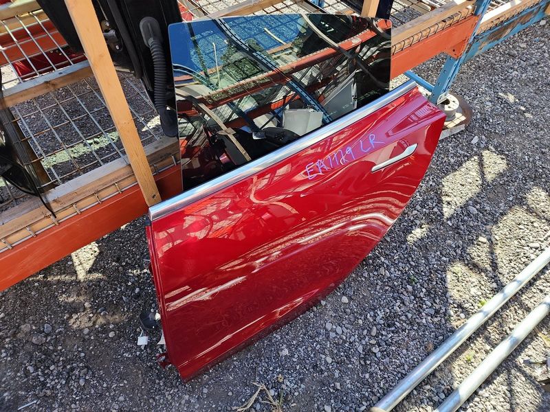 Used 2020 Tesla Model 3 rear left door red, original condition view 1; Elite EA1119