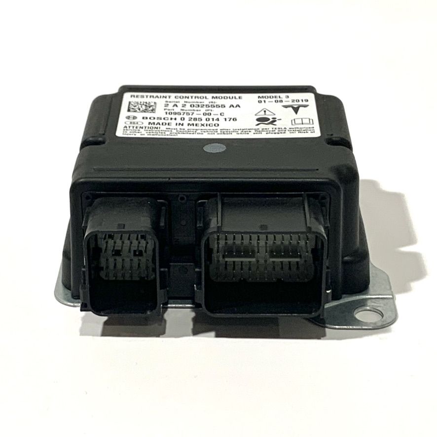 Used 2017-2023 Tesla Model 3 Restraint Control Module OEM 1095757-00-C – photo 3