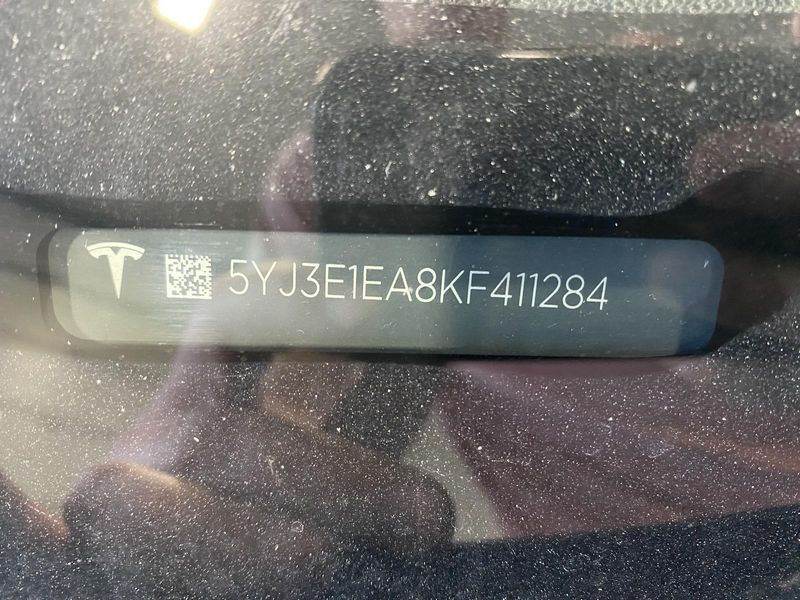 2019 Model 3 Front Bumper Assembly 24MR145A – original 5; donor vehicle reference only