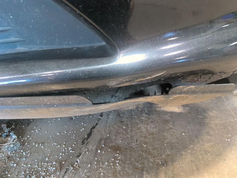 2024 Model Y black front bumper 6G1645 original condition photo 2
