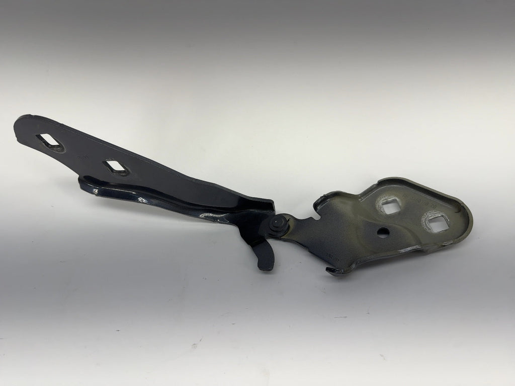 Existing store photo: Tesla OEM 1098793-00-D - image 1
