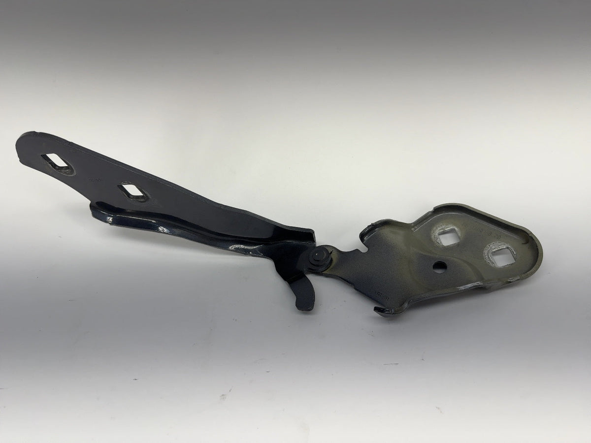 Existing store photo: Tesla OEM 1098793-00-D - image 1