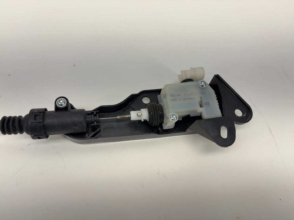Existing store photo: Tesla OEM 1033011-00-G - image 2
