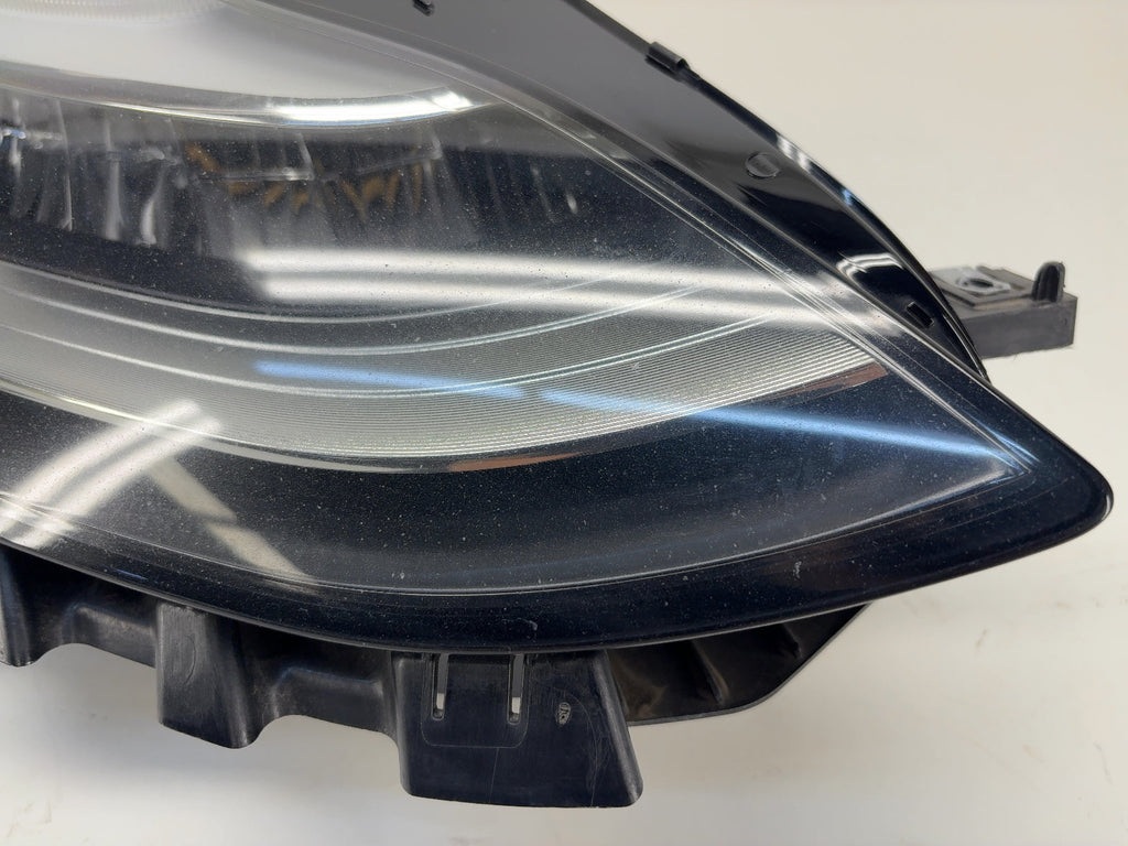 2018-2019 Tesla Model 3 Right Headlamp 1077372-10-I - photo 2