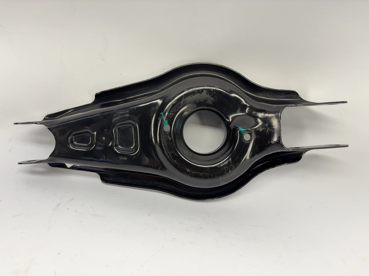 2018-2022 Tesla Model 3 Rear Control Arm Set 1044423-99-G - photo 2