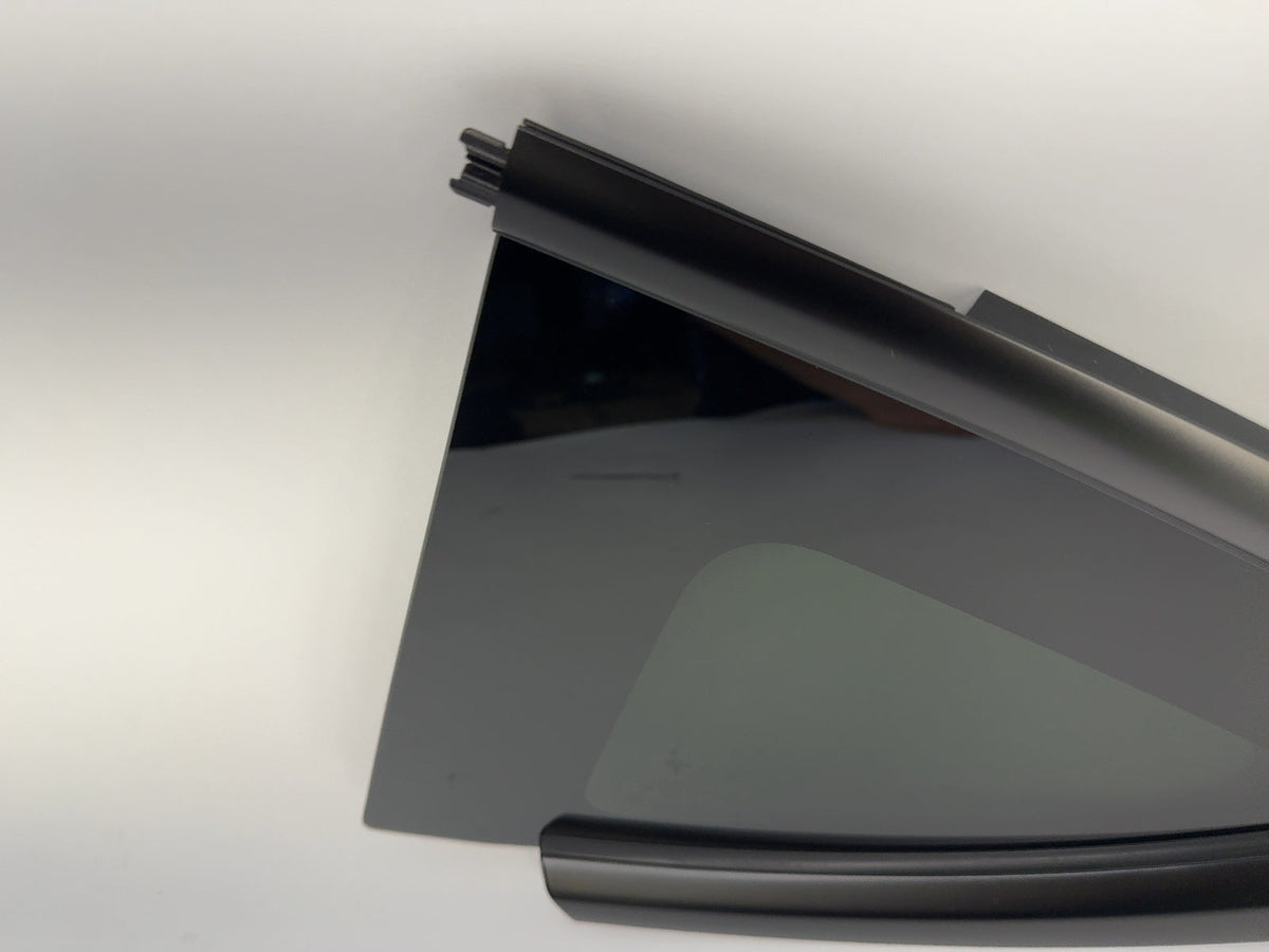 2023-2025 Tesla Model Y Left Quarter Glass 1495740-00-J - photo 2