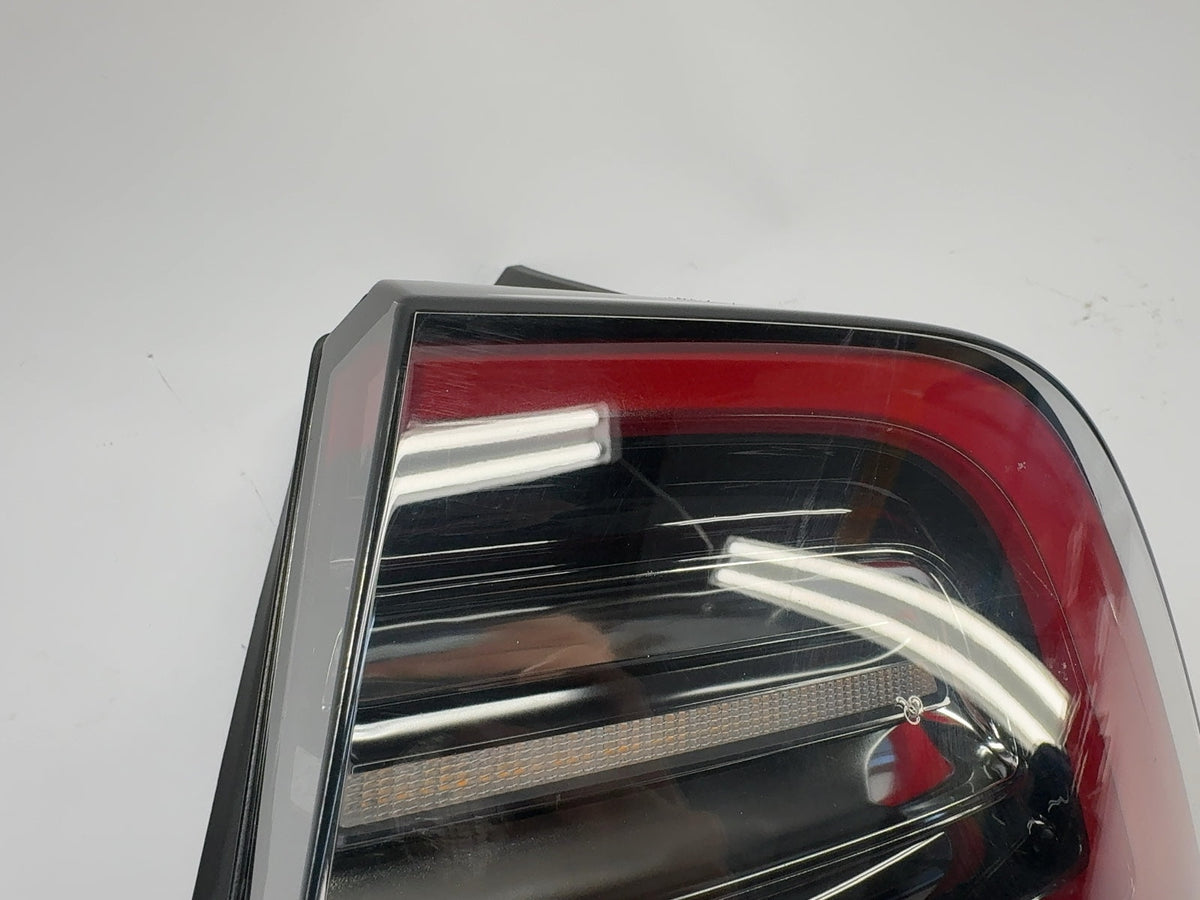 2021-2025 Tesla Model 3 Right Tail Lamp Quarter Mounted Global 1502087-00-D - photo 2