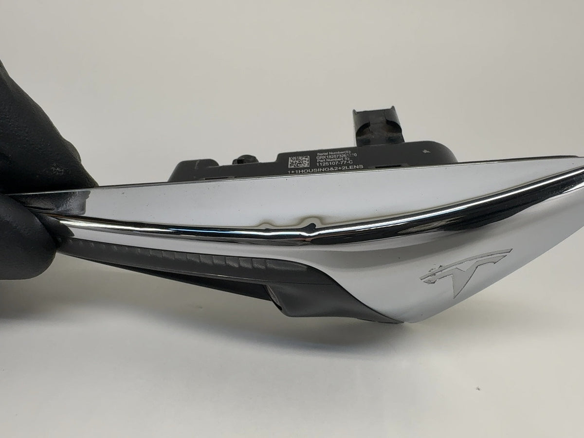 2018 Tesla Model 3 Right Repeater Camera 1125107-77-C - photo 3