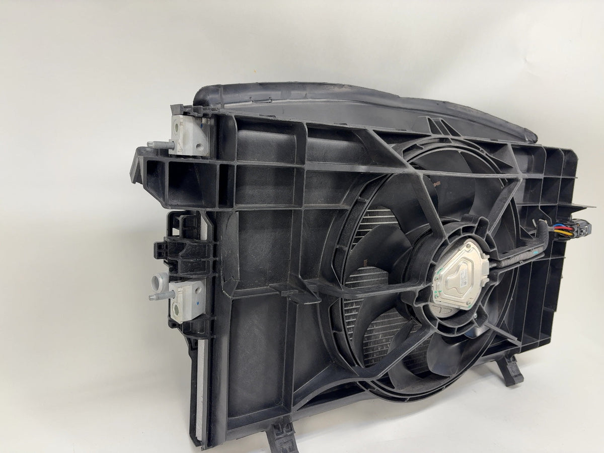 2020 Tesla Model 3 Cooling Fan Assembly Note* 1076732-00-H - photo 3