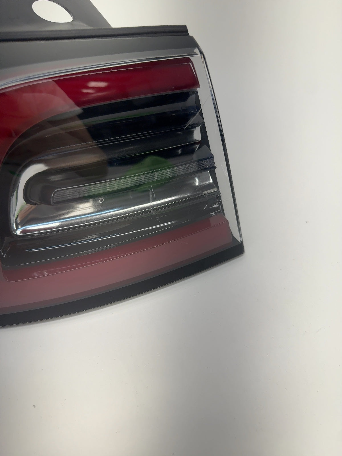 2018 Tesla Model 3 Tail Lamp Rear Bodyside Left 1077397-90-E - photo 3
