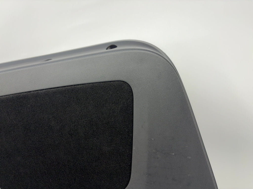2021 Tesla Model Y Liftgate Lower Trim 1536684-74-A - photo 3