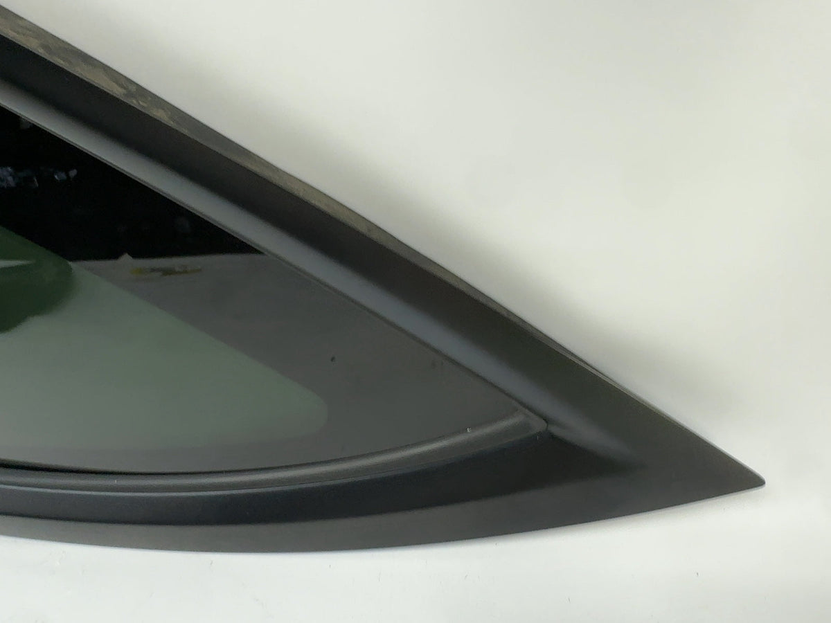 2021-2023 Tesla Model Y Left Quarter Glass 1495740-00-E - photo 3