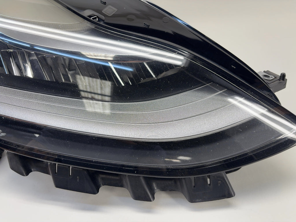 2017 Tesla Model 3 Headlamp Up Level Right 1077372-88-E - photo 4