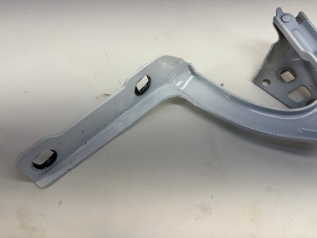 2023 Tesla Model Y Hood Hinge Right 1496268-00-C - photo 4