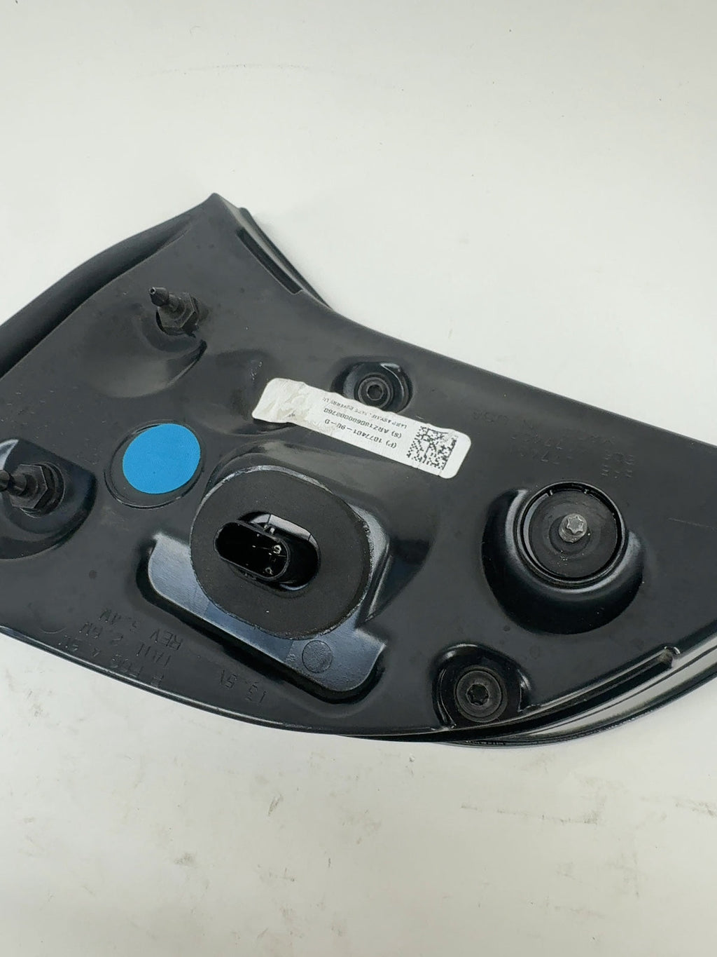 2018 Tesla Model 3 Left Tail Lamp Trunk Mounted 1077401-90-D - photo 4