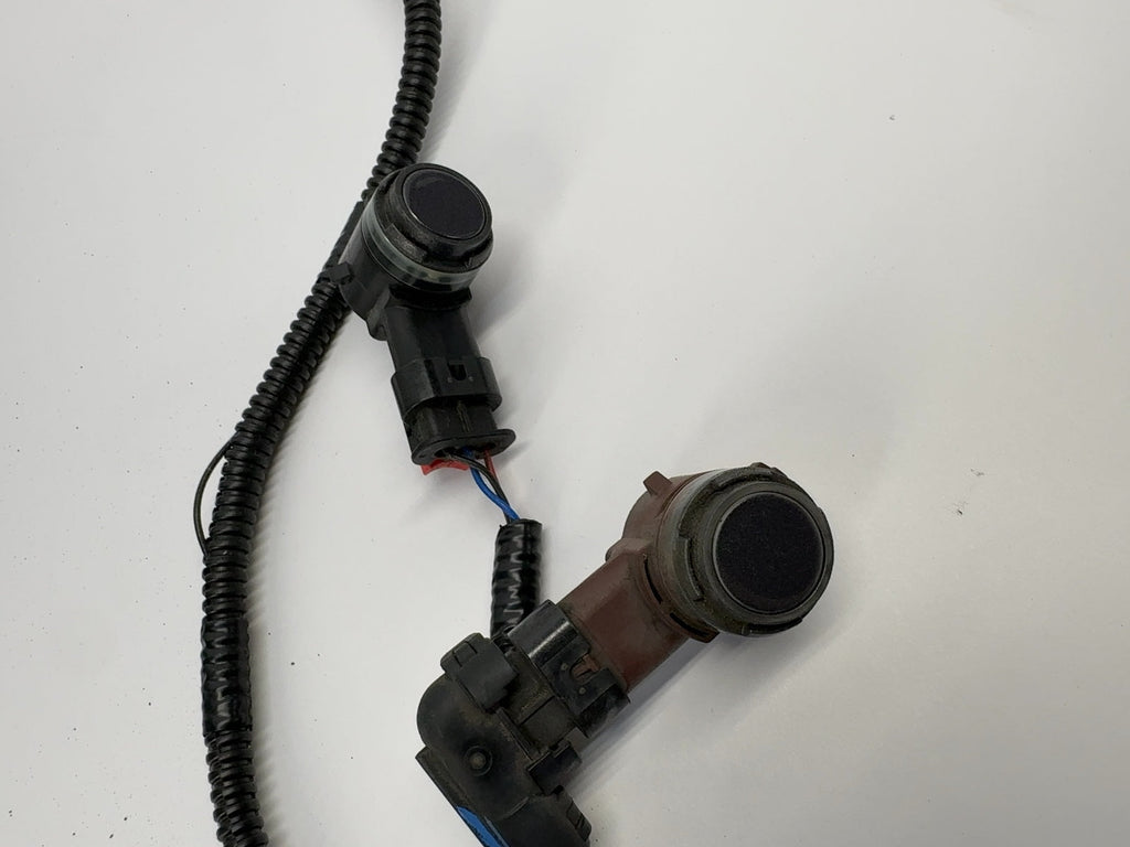 Existing store photo: Tesla OEM 1067959-00-E - image 4