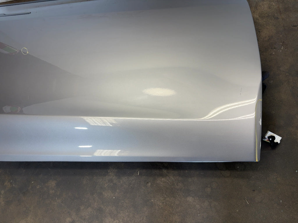 2020-2025 Tesla Model Y Front Right Door Shell 1501462-E0-A - photo 4