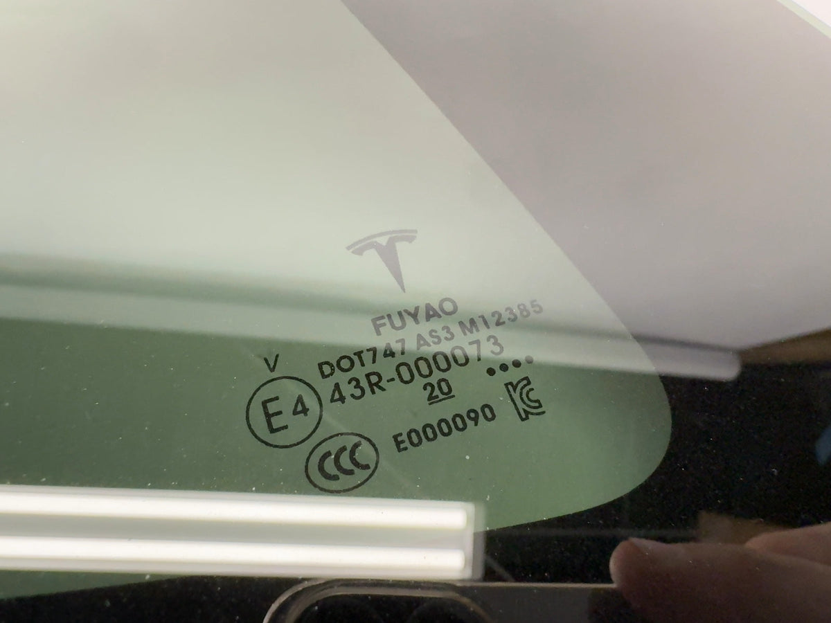 2021-2023 Tesla Model Y Right Quarter Glass 1495741-00-E - photo 4