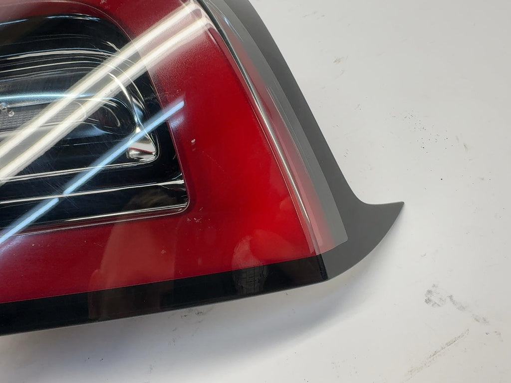 2021-2025 Tesla Model 3 Right Tail Lamp Quarter Mounted Global 1502087-00-D - photo 4
