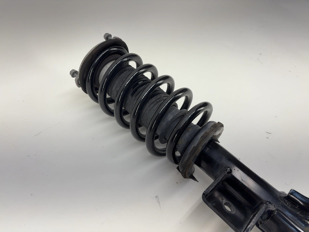 2023 Tesla Model Y Front Right Strut Absorber 2288367-00-A - photo 5