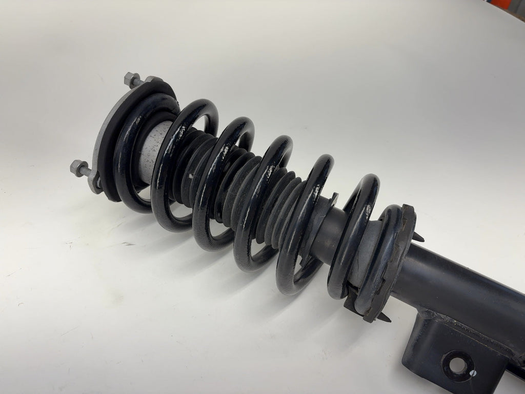 2023 Tesla Model Y Front Left Strut Absorber 2288362-00-A - photo 5