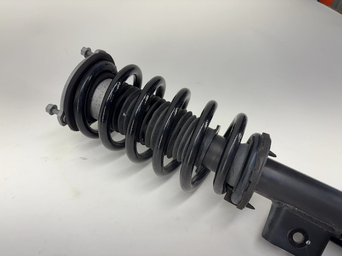 2023 Tesla Model Y Front Left Strut Absorber 2288362-00-A - photo 5