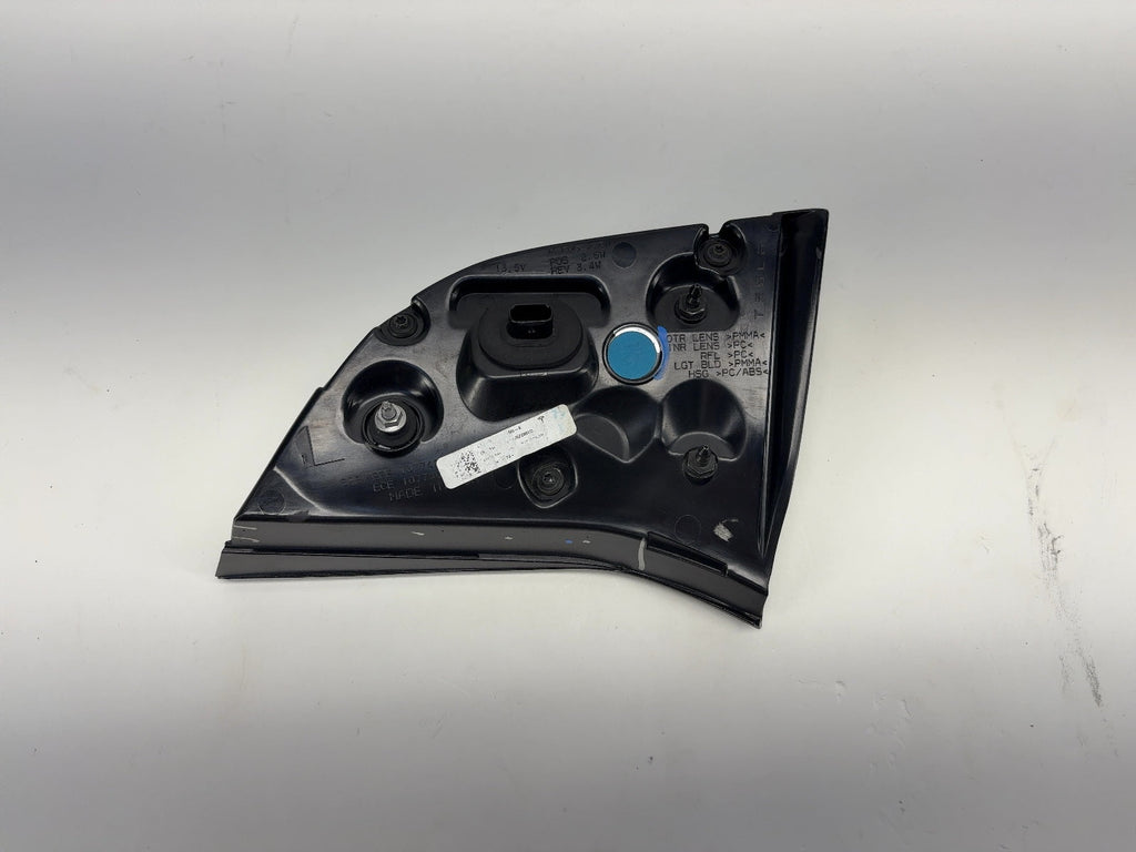 Existing store photo: Tesla OEM 1077401-00-E - image 5