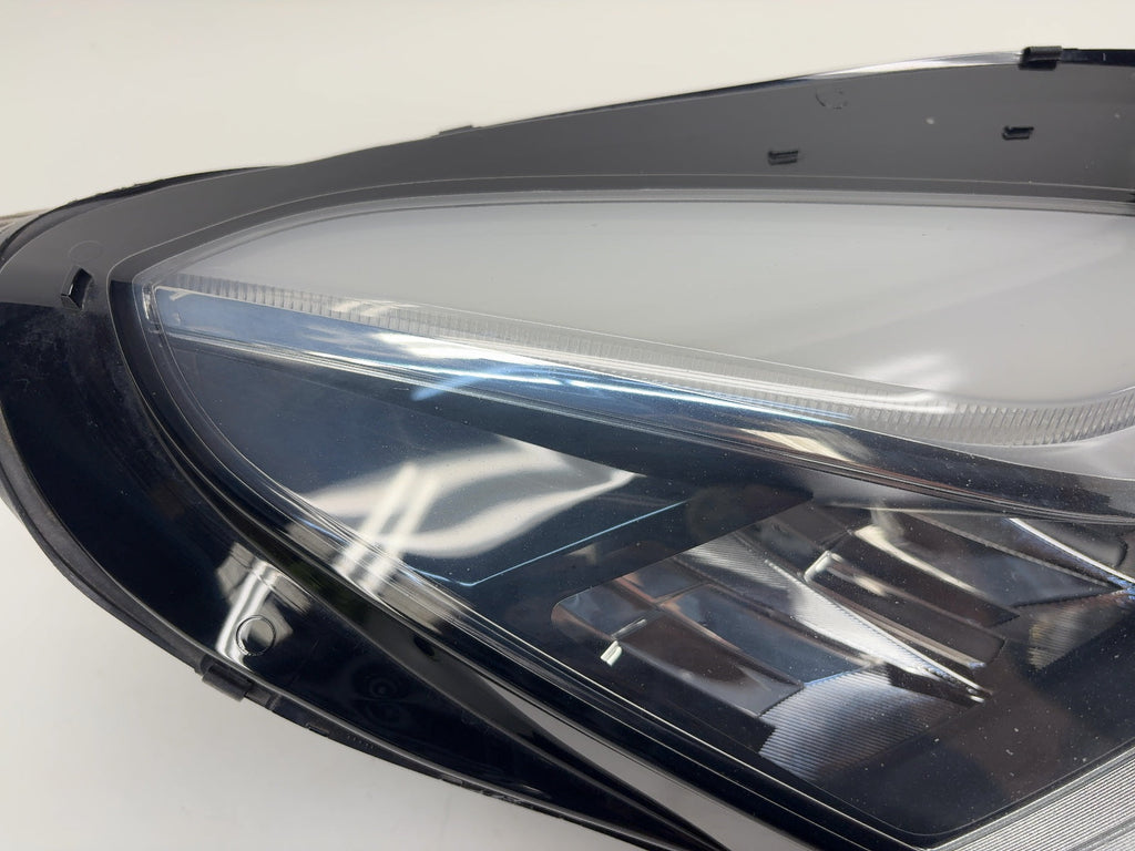 2018-2019 Tesla Model 3 Right Headlamp 1077372-10-I - photo 5