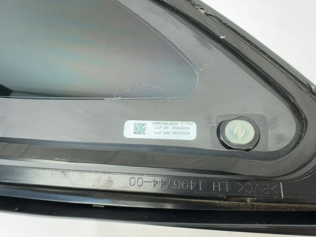 2024 Tesla Model Y Left Quarter Glass Note 1495740-00-H - photo 5