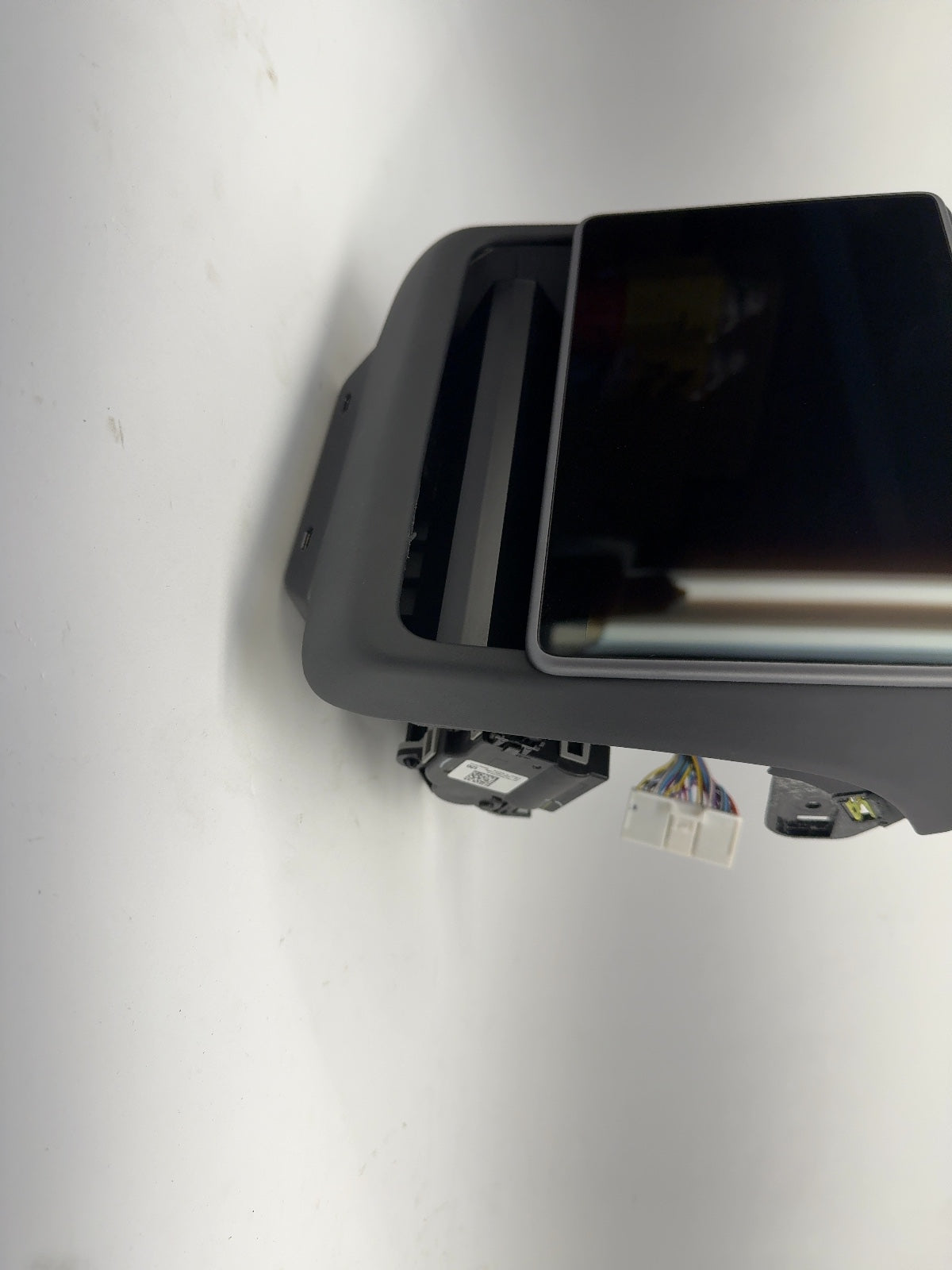 2024 Tesla Model 3 Highland Rear Display 1875931-00-C - photo 5