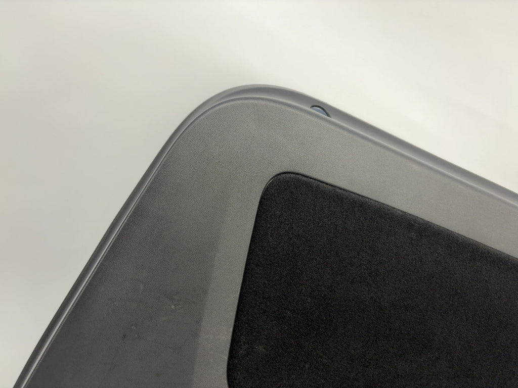 2021 Tesla Model Y Liftgate Lower Trim 1536684-74-A - photo 5
