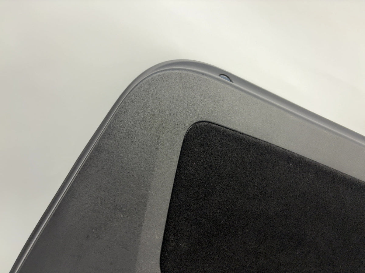 2021 Tesla Model Y Liftgate Lower Trim 1536684-74-A - photo 5