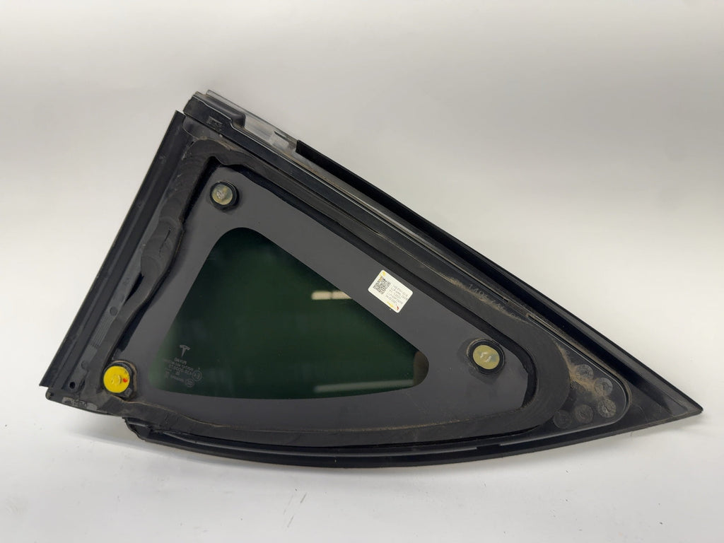 2021-2023 Tesla Model Y Right Quarter Glass 1495741-00-E - photo 5