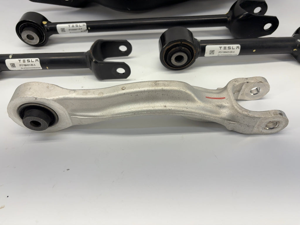 2021-2024 Tesla Model Y Rear Control Arm Set 1188427-99-B - photo 5